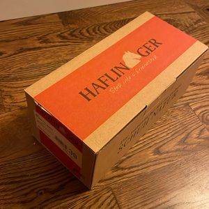 New with tags Hoflinger slippers size 39 in charcoal color